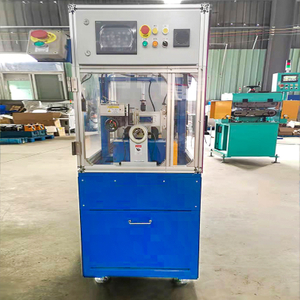 Аутоматска машина за скидање црева